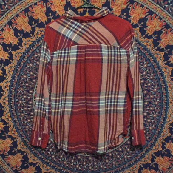 Woman’s flannel - Picture 2 of 3